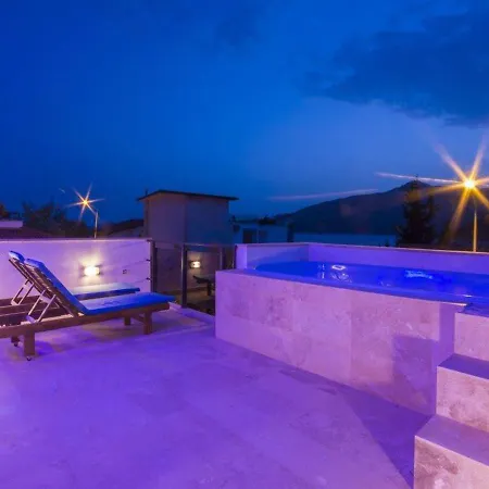 וילה With Sea View And Private Pool For 8 People In Antalya, - Awz 125